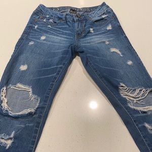 Destroyed Skinny Jean